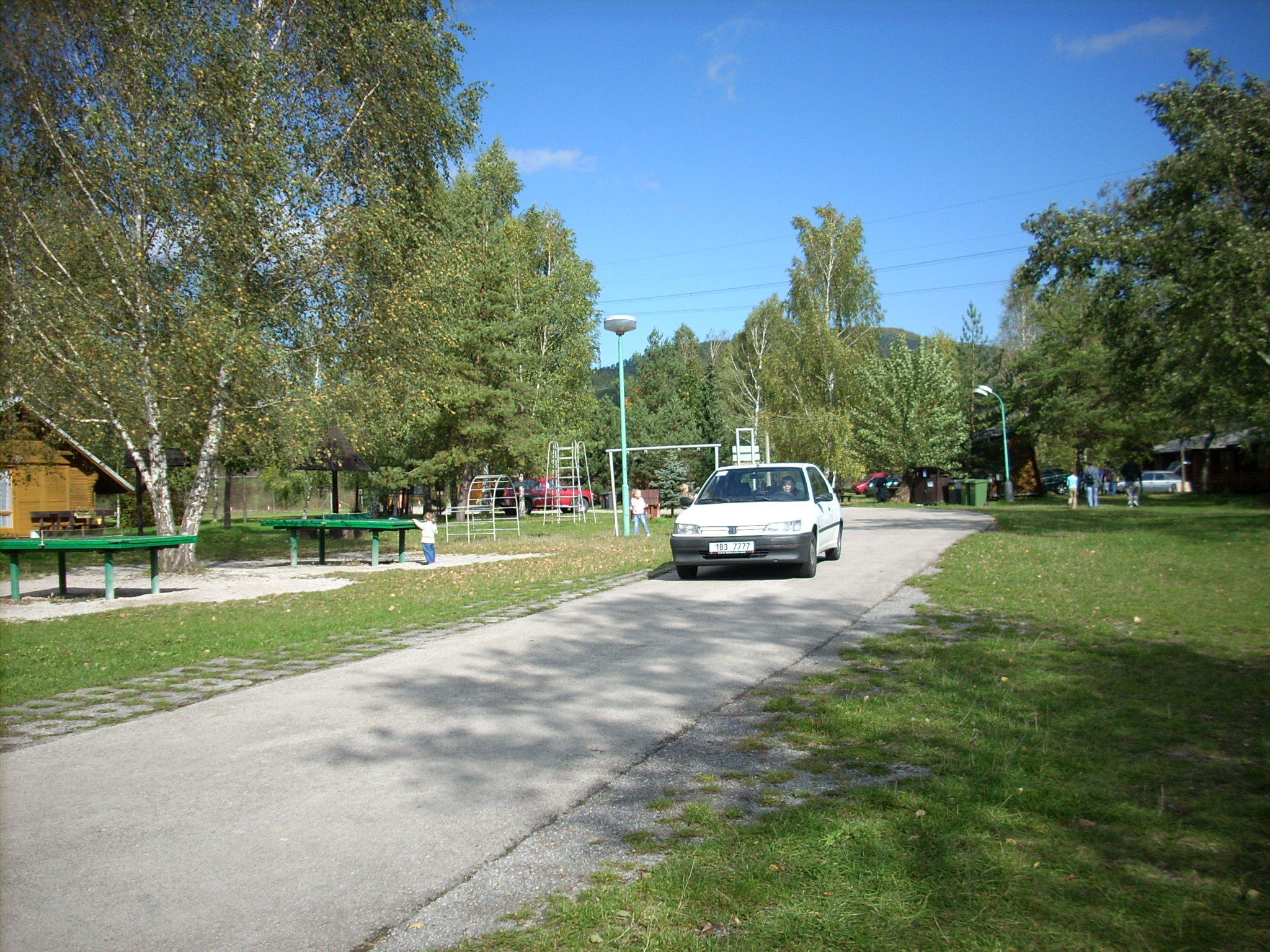 a najednou bylo na place prázdno...
(ještě že jsem tak daleko, to bys mne asi zabila, co???)