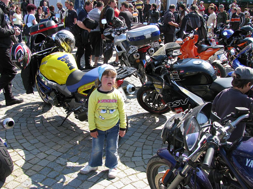 Tak tady jsme začínali-náměstí v Třebíči a motosraz